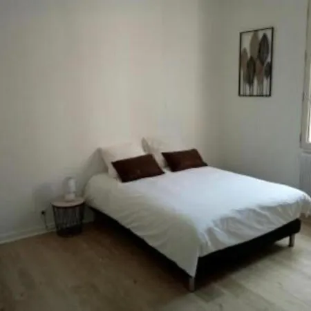 Donna Jacuzzi Jardin Billard Centre La Breche *