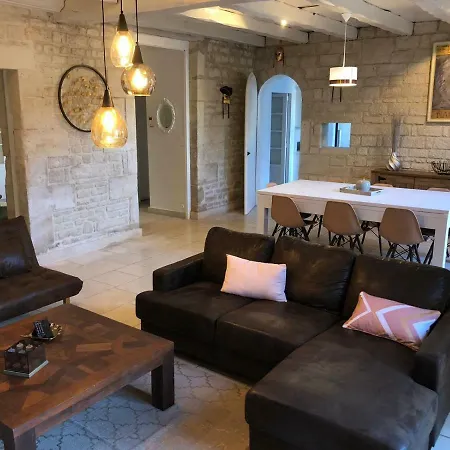 Donna Jacuzzi Jardin Billard Centre La Breche * Niort