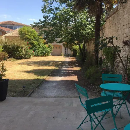 Villa Donna Jacuzzi Jardin Billard Centre La Breche *