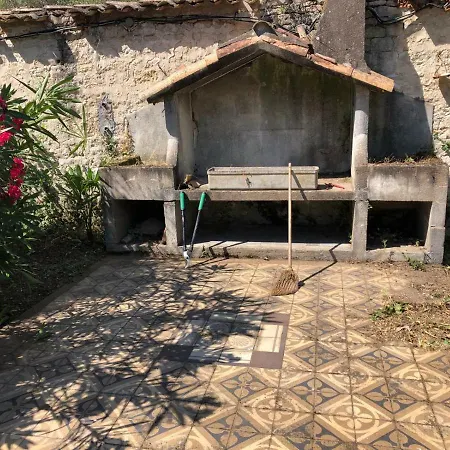 Donna Jacuzzi Jardin Billard Centre La Breche Niort